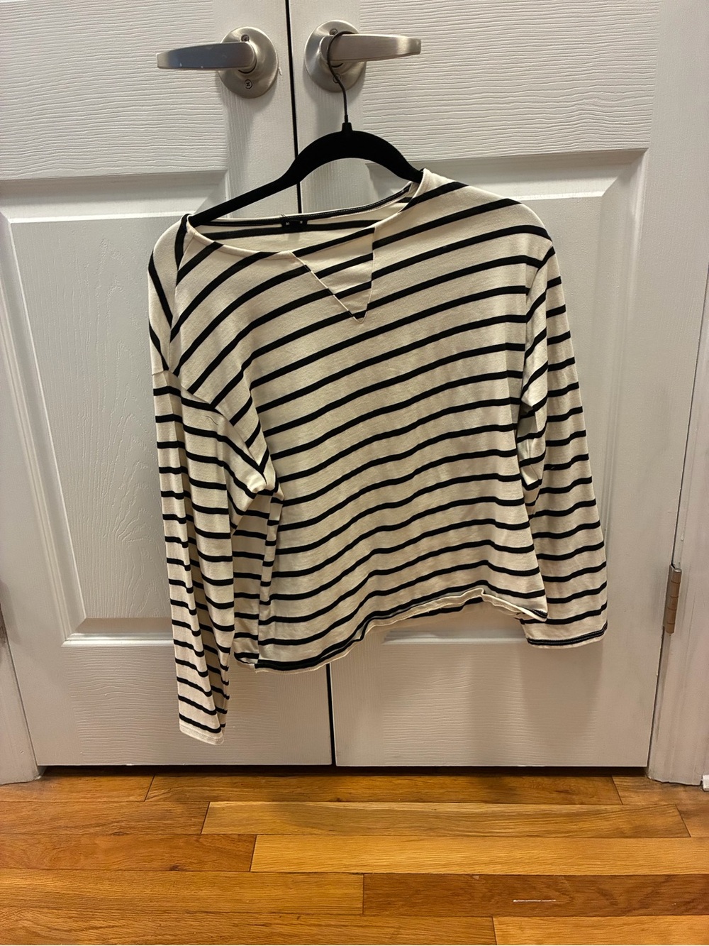 Monrow Cream & Black Striped Long-Sleeve Top